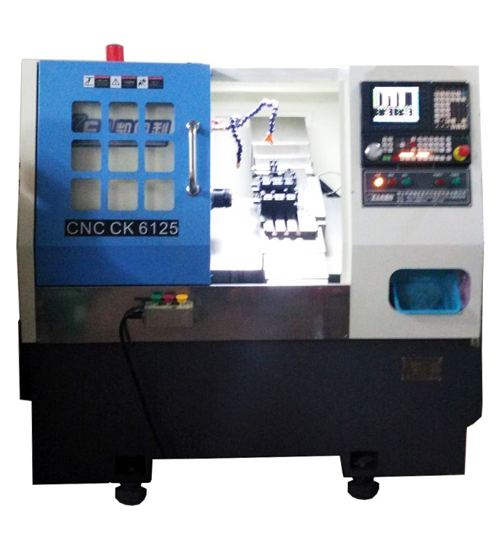 CKX6125C (25標(biāo)準(zhǔn)排刀機(jī)）∠30 斜床身高配置數(shù)控車床
