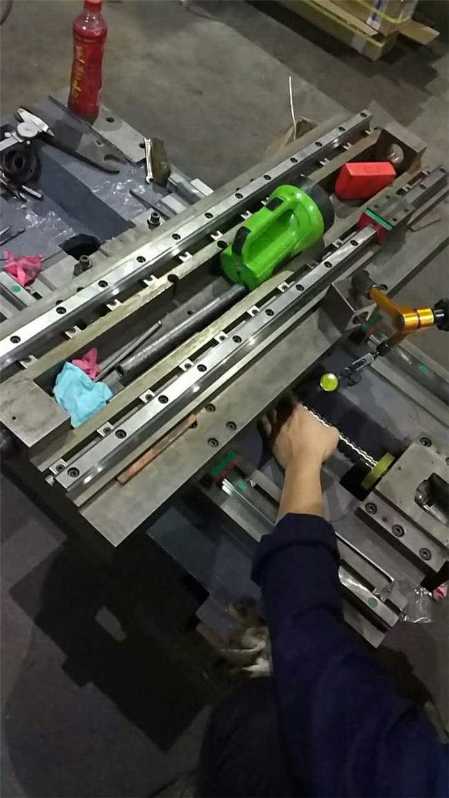 凱恩利46標準排刀機(X、Z軸結構) 